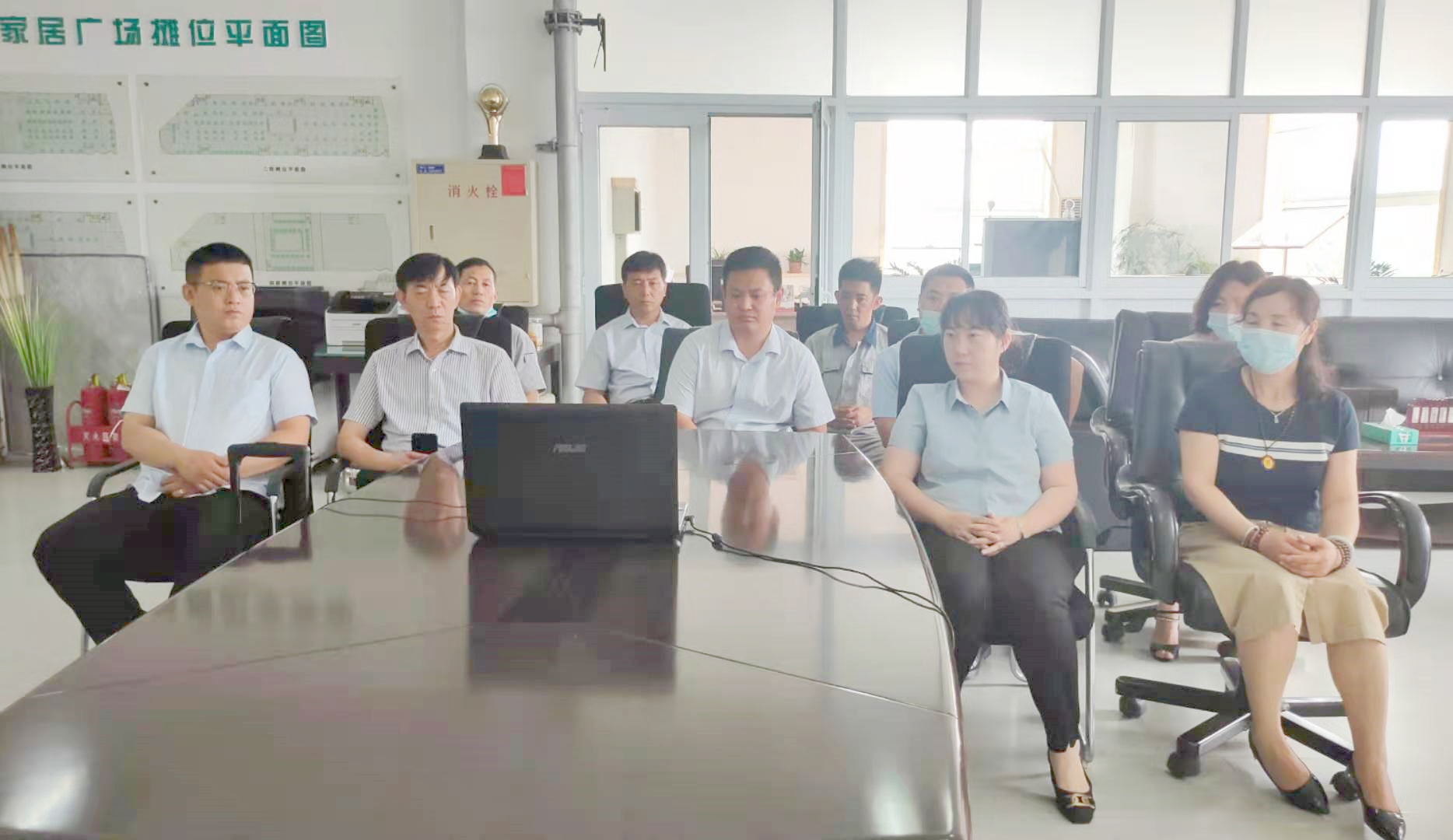 �Ҿӹ㳡ԢĿֱ��